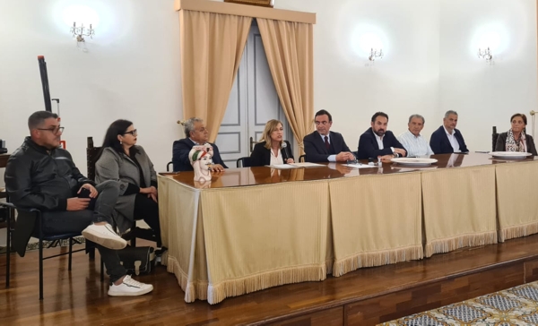 firma accordo d13